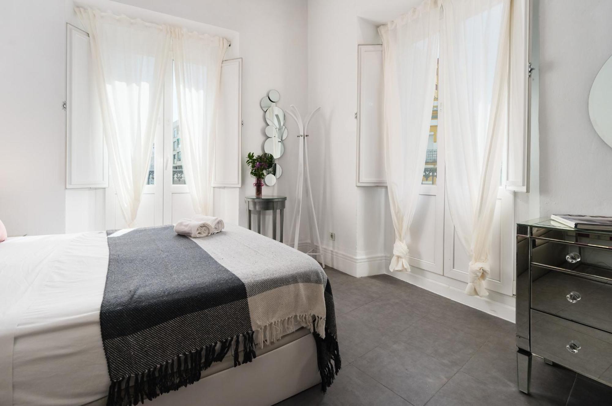 Premium Aft Magdalena Apartman Sevilla Kültér fotó